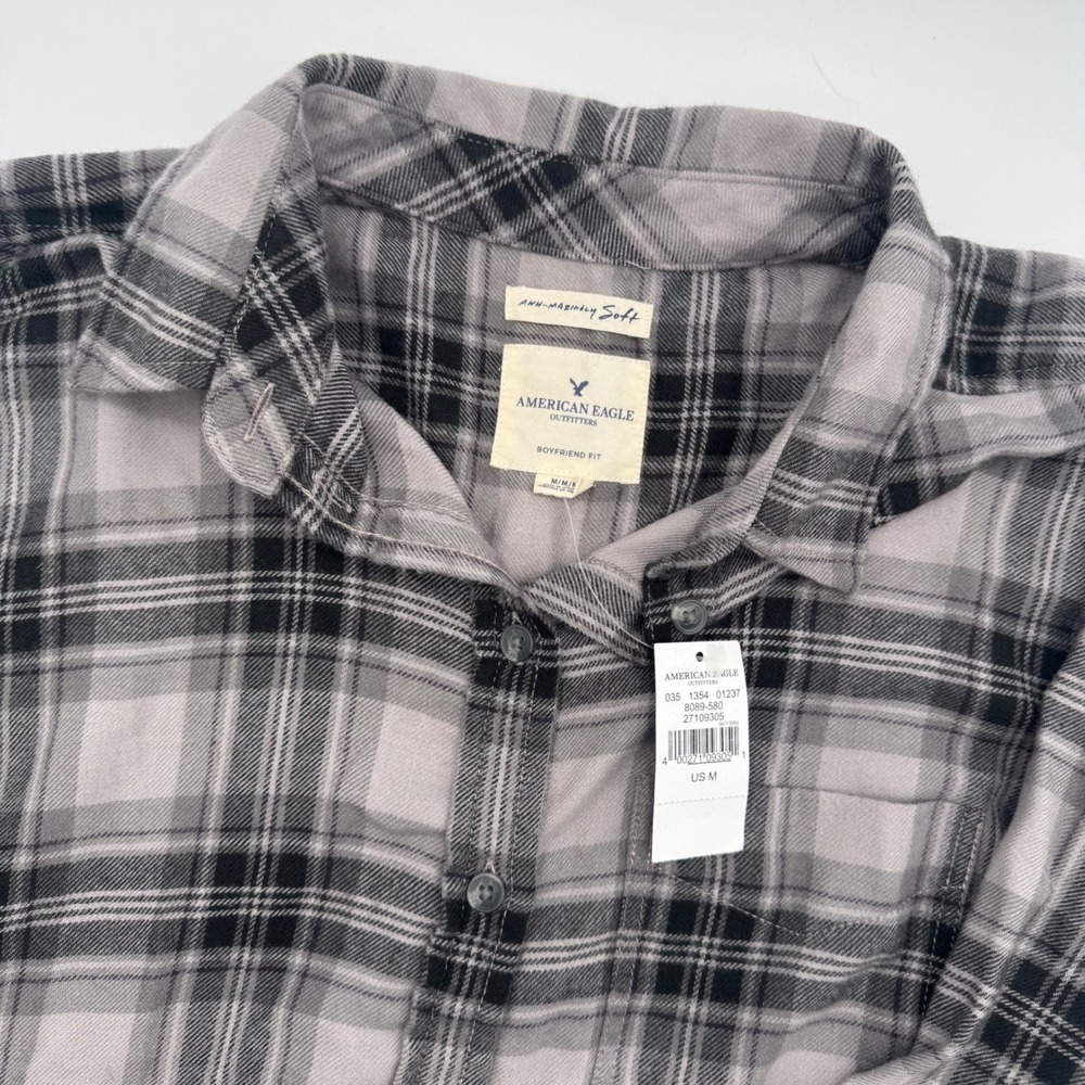 American Eagle Soft Plaid Flannel Shirt Womens Medium Boyfriend Fit Grey Black - Picture 2 of 5